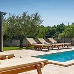 Activity Gardenia With Pool In Tinjan *