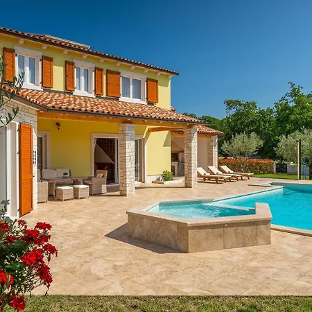 Activity Gardenia With Pool In Tinjan Вилла *