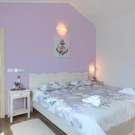 Вилла Activity Gardenia With Pool In Tinjan *