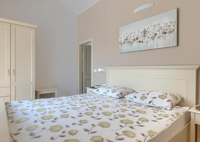 Villa Activity Gardenia With Pool In Tinjan Srbinjak
