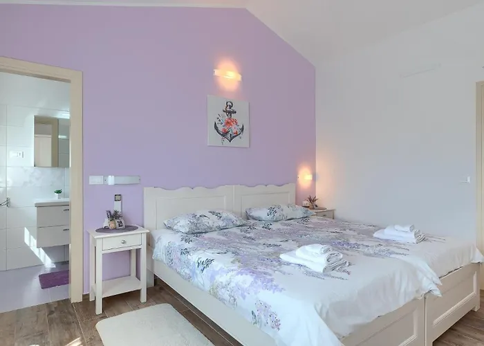 Villa Activity Gardenia With Pool In Tinjan *