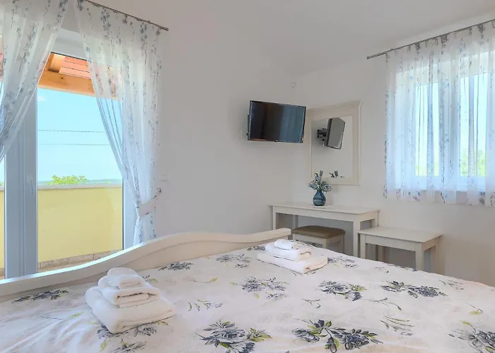 Activity Gardenia With Pool In Tinjan Villa *